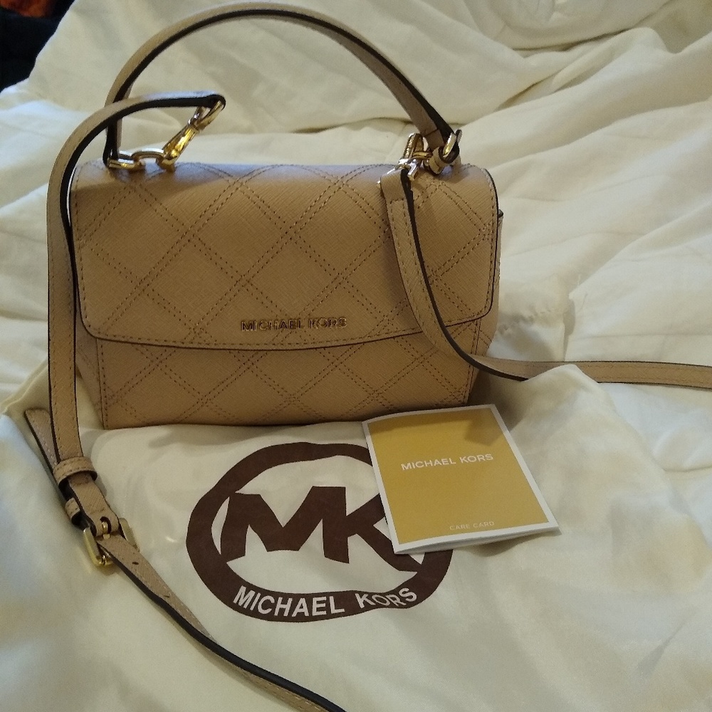 Michael Kors purse